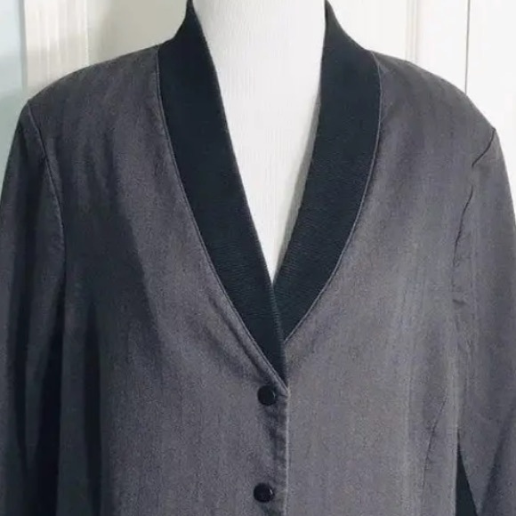 Lane Bryant Glamour Collection Gray and Blavk Herringbone Blazer size 18 - Picture 3 of 7
